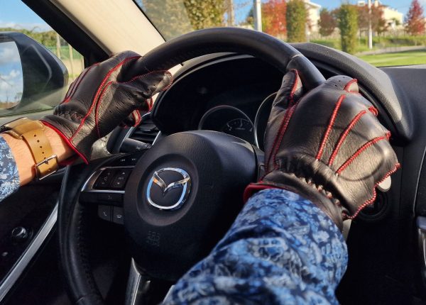 Men Leather Gloves (HCO82018) - Image 3